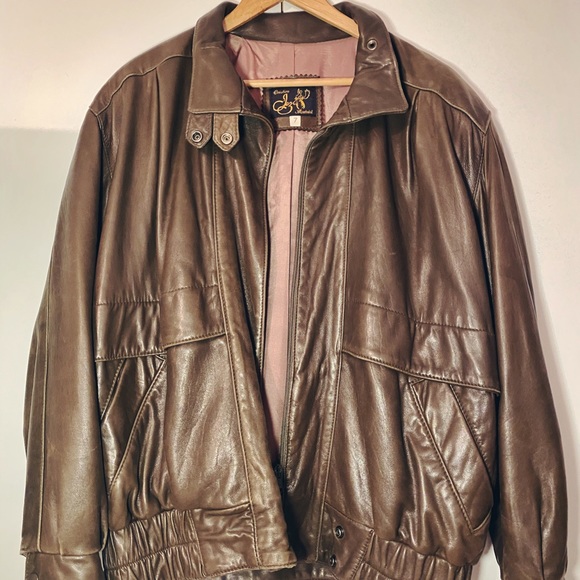 Rare Vintage Handmade Leather Jacket - Picture 3 of 3
